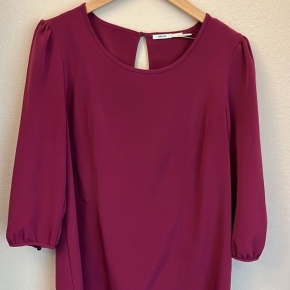 Simple Dress - Wedding Attendee - Picture 2 of 4